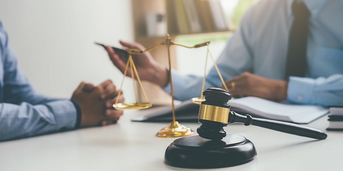 Retainer vs. Hourly Billing Which Model is Best for Your Law Firm’s Long-Term Growth